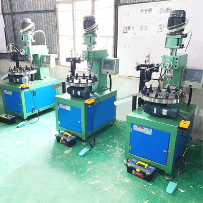 Pneumatic Riveting Machine