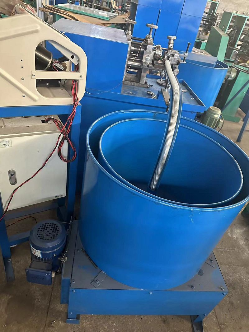 Square Lock Flexible Hose Machine